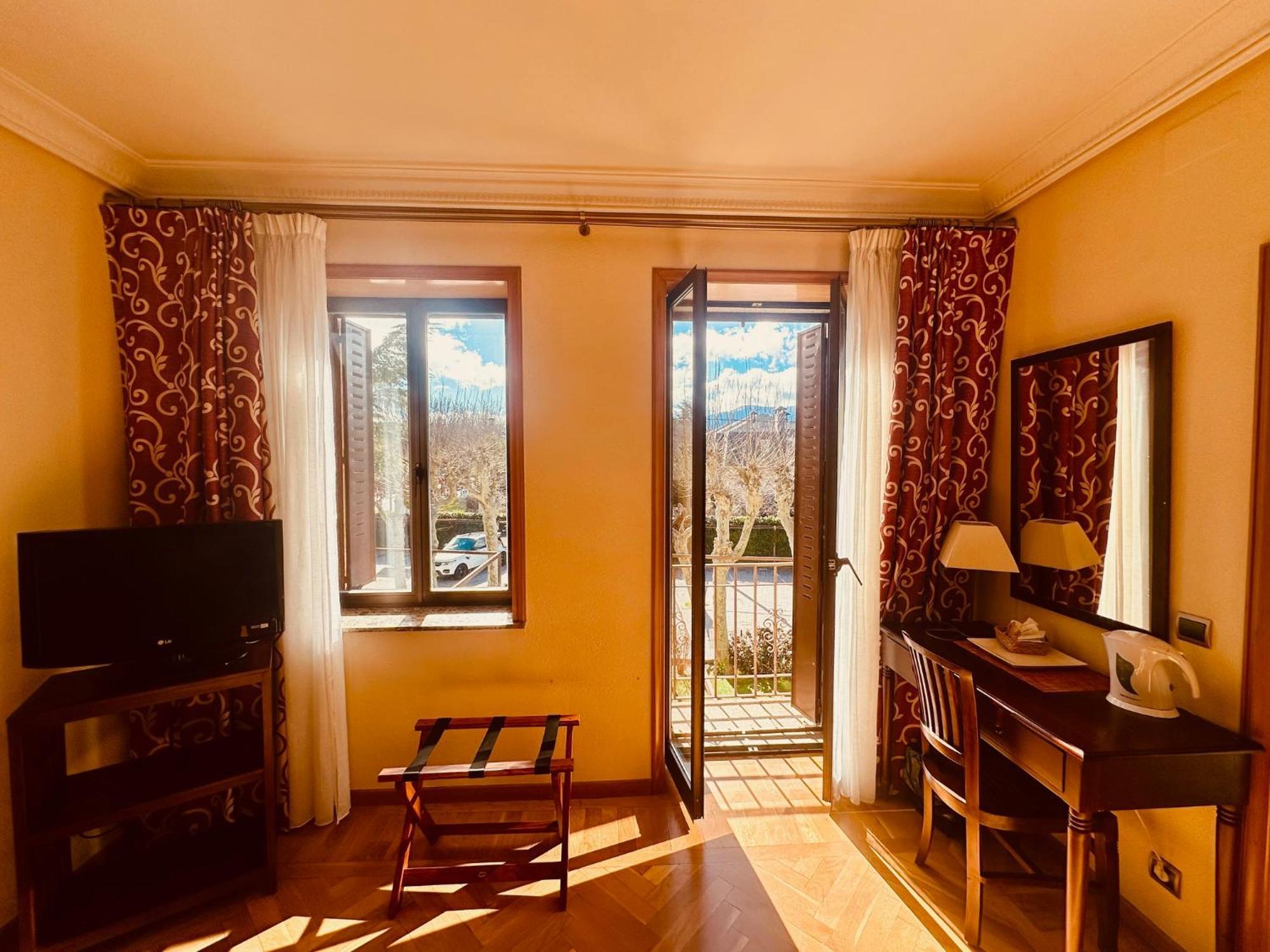 Hotel Boutique Rural Punta Me Torreblanca Гуадарама Екстериор снимка